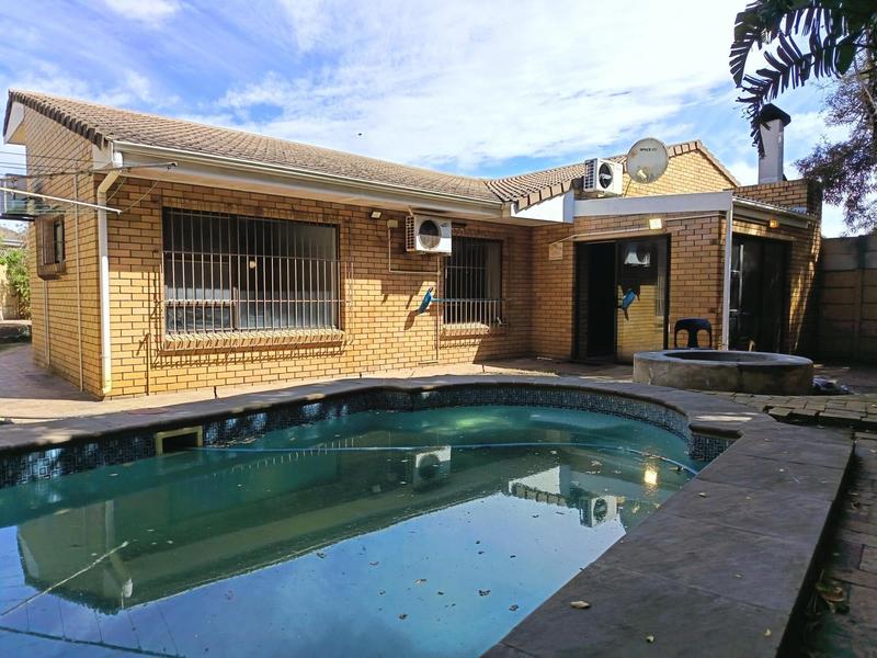 3 Bedroom Property for Sale in Amandelsig Western Cape